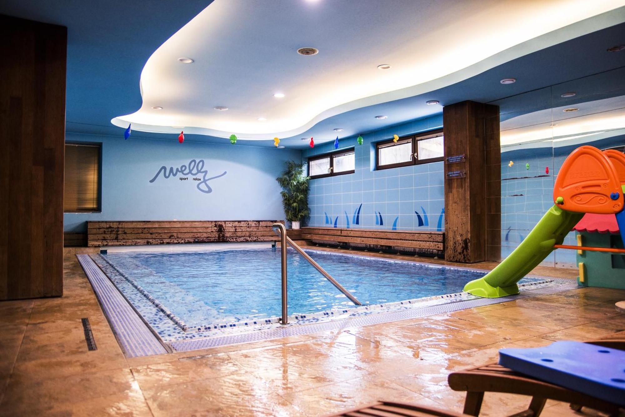 Šumperk Hotel Elegance מראה חיצוני תמונה